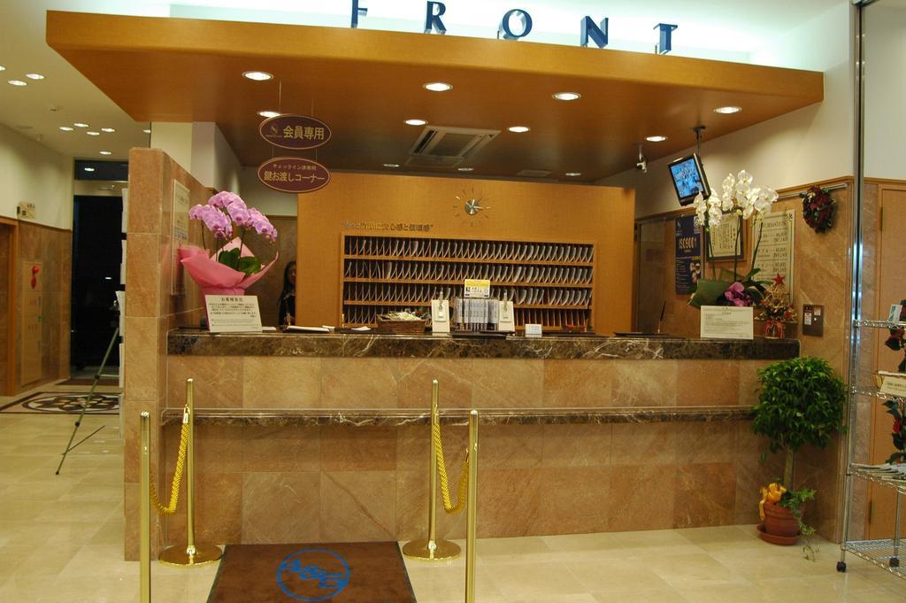 Toyoko Inn Tokyo Nihombashi Ningyocho Buitenkant foto