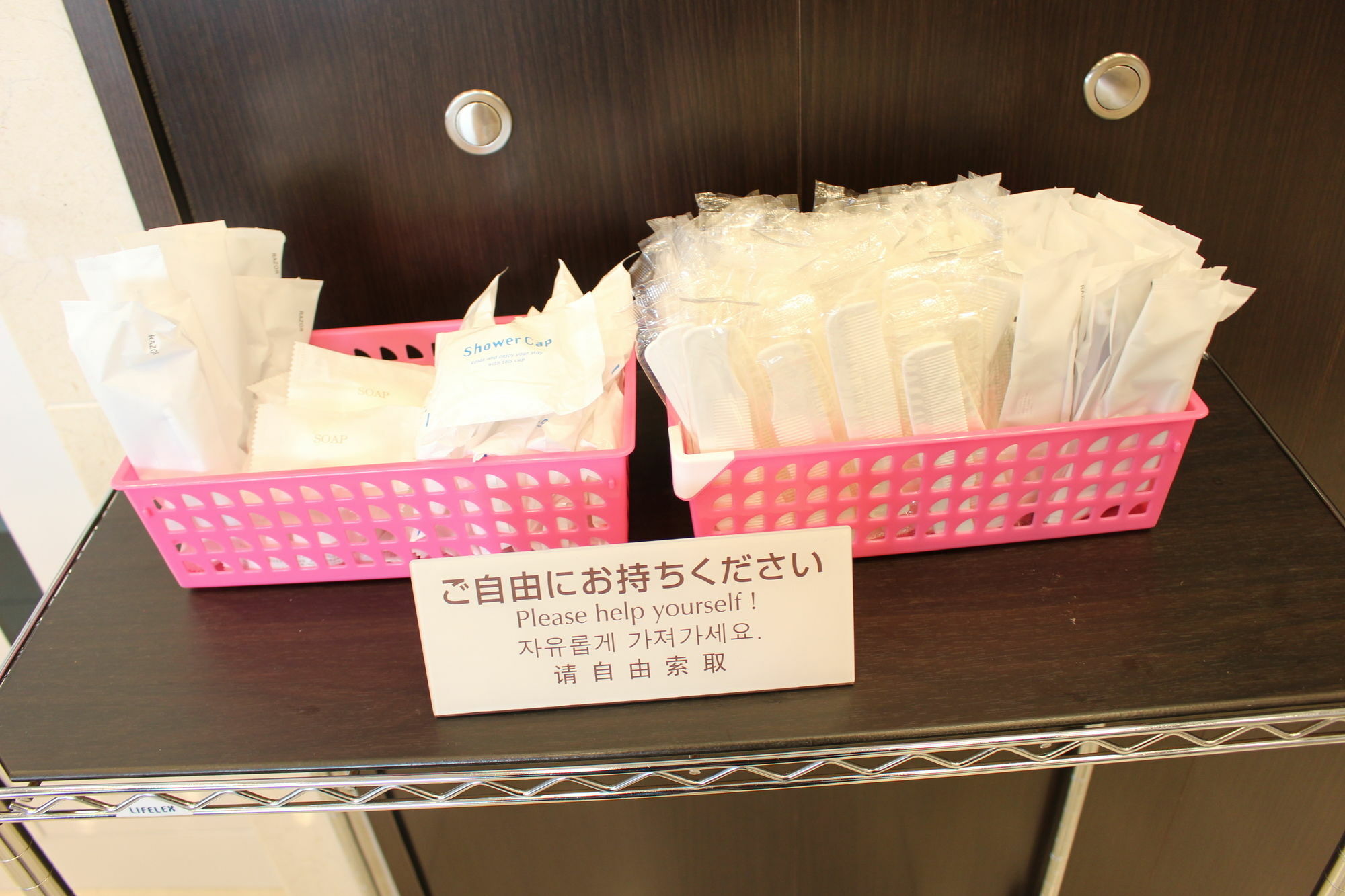 Toyoko Inn Tokyo Nihombashi Ningyocho Buitenkant foto